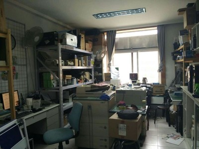 时代更迭，诚心转让 一家经营多年的电脑维修店